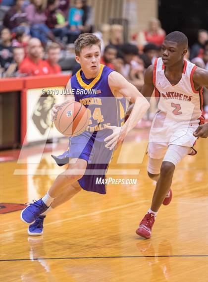 Thumbnail 1 in Guerin Catholic @ North Central photogallery.