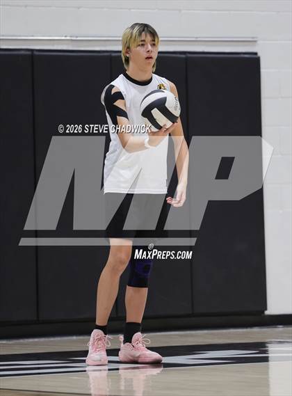 Thumbnail 3 in JV: Gilbert @ Hamilton photogallery.
