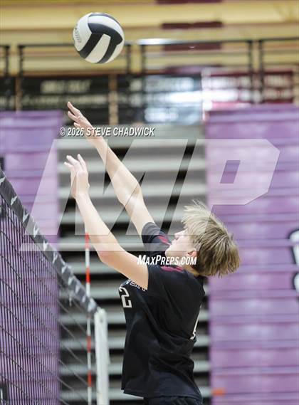Thumbnail 3 in JV: Gilbert @ Hamilton photogallery.