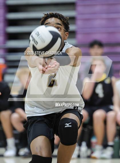 Thumbnail 1 in JV: Gilbert @ Hamilton photogallery.