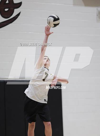 Thumbnail 3 in JV: Gilbert @ Hamilton photogallery.