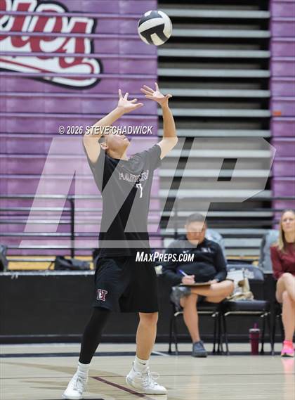 Thumbnail 2 in JV: Gilbert @ Hamilton photogallery.