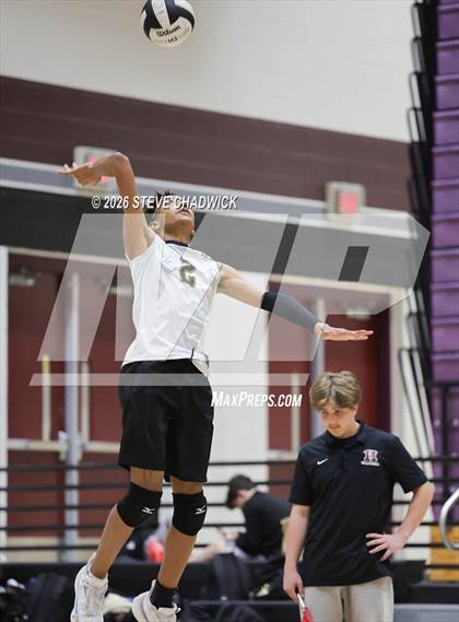 Thumbnail 1 in JV: Gilbert @ Hamilton photogallery.