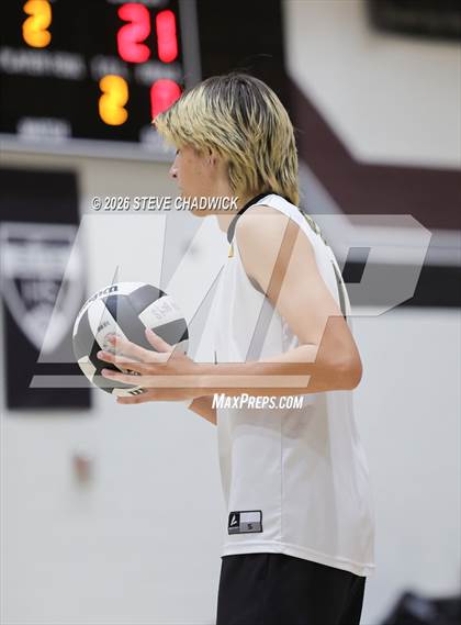 Thumbnail 3 in JV: Gilbert @ Hamilton photogallery.