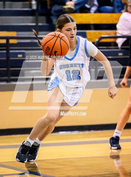 Thumbnail 2 in New Diana @ Hooks (UIL 3A D2 Basketball Bi-District) photogallery.