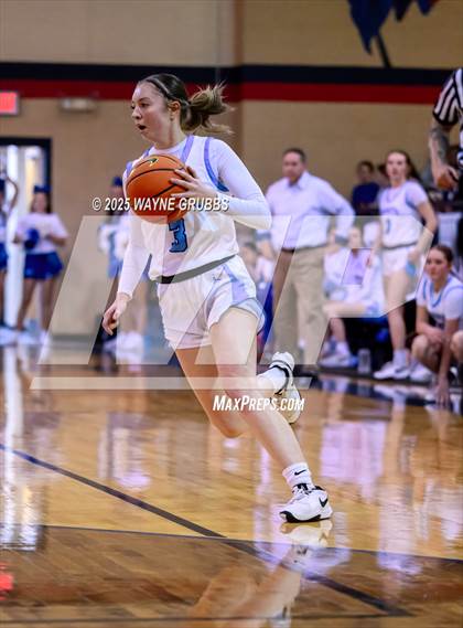 Thumbnail 2 in New Diana @ Hooks (UIL 3A D2 Basketball Bi-District) photogallery.