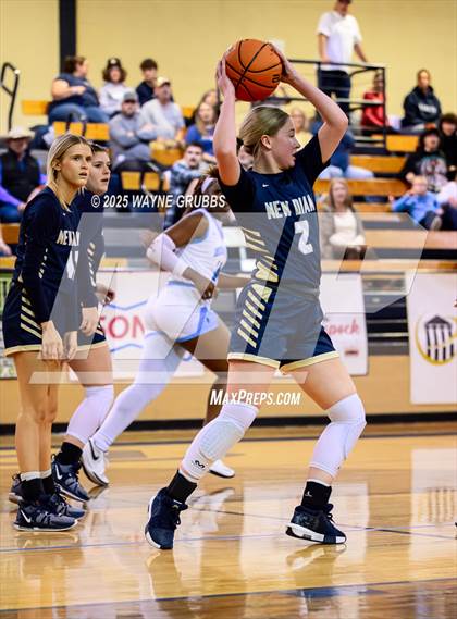 Thumbnail 1 in New Diana @ Hooks (UIL 3A D2 Basketball Bi-District) photogallery.
