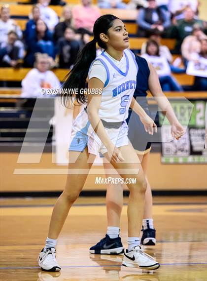 Thumbnail 3 in New Diana @ Hooks (UIL 3A D2 Basketball Bi-District) photogallery.