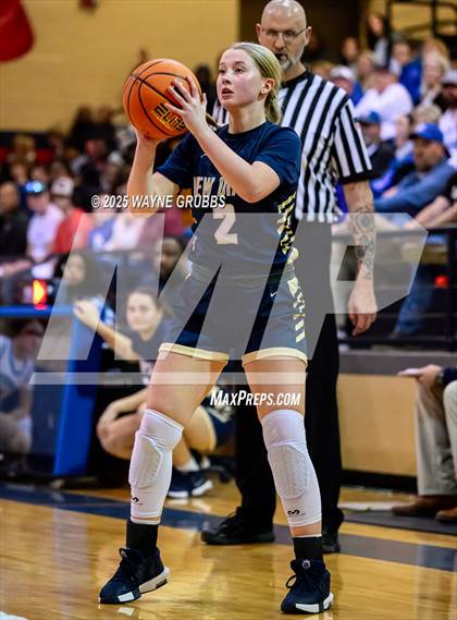 Thumbnail 1 in New Diana @ Hooks (UIL 3A D2 Basketball Bi-District) photogallery.