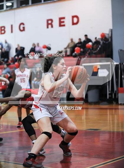 Thumbnail 1 in Mineola vs Valley Stream South photogallery.