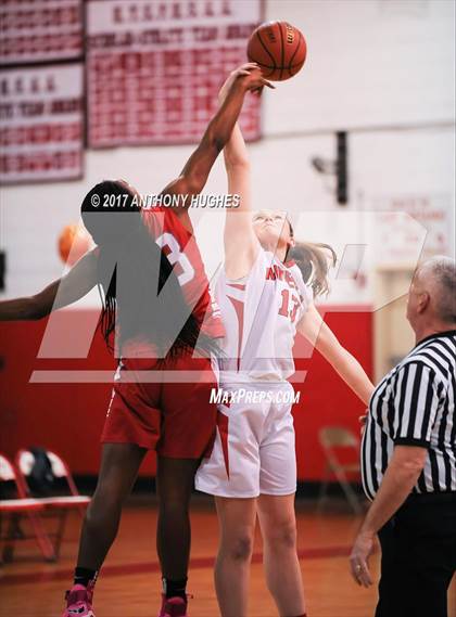 Thumbnail 2 in Mineola vs Valley Stream South photogallery.