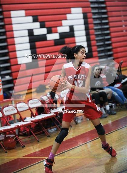 Thumbnail 1 in Mineola vs Valley Stream South photogallery.