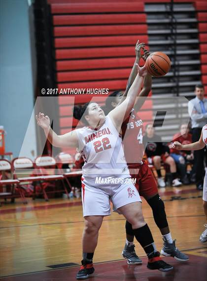 Thumbnail 1 in Mineola vs Valley Stream South photogallery.