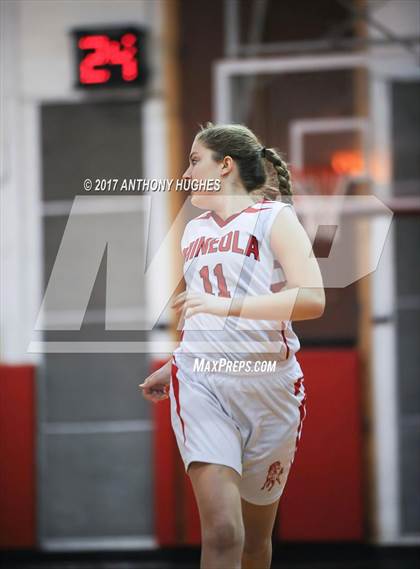 Thumbnail 1 in Mineola vs Valley Stream South photogallery.