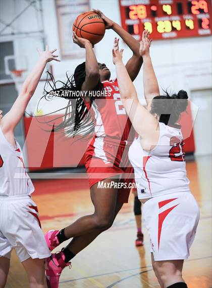 Thumbnail 3 in Mineola vs Valley Stream South photogallery.