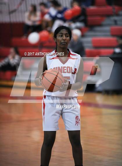 Thumbnail 3 in Mineola vs Valley Stream South photogallery.
