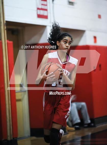Thumbnail 3 in Mineola vs Valley Stream South photogallery.