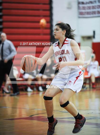 Thumbnail 1 in Mineola vs Valley Stream South photogallery.