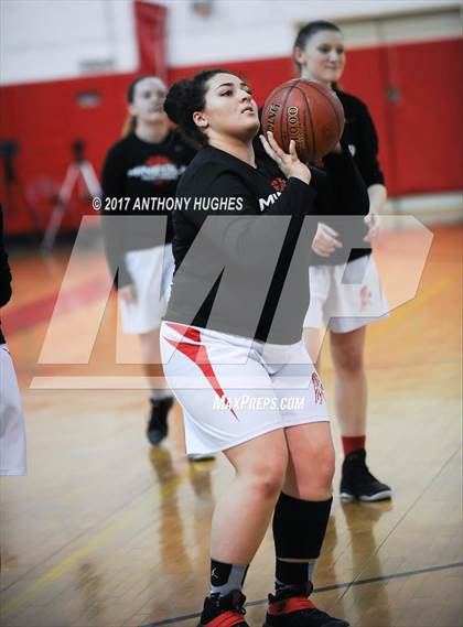 Thumbnail 1 in Mineola vs Valley Stream South photogallery.