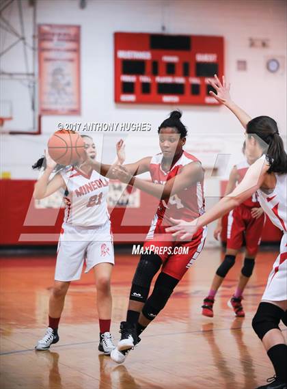 Thumbnail 2 in Mineola vs Valley Stream South photogallery.