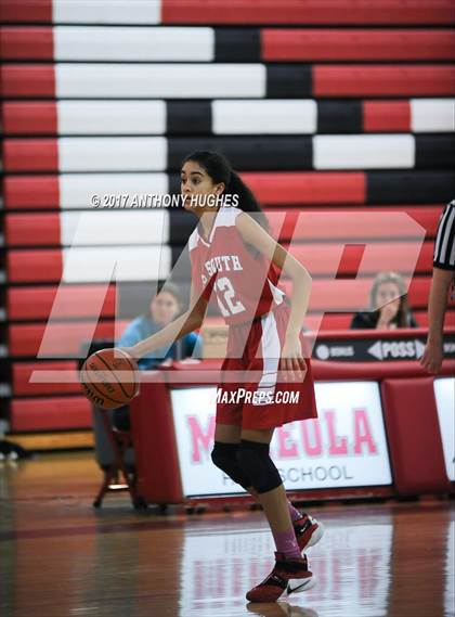 Thumbnail 2 in Mineola vs Valley Stream South photogallery.
