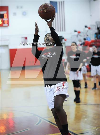 Thumbnail 3 in Mineola vs Valley Stream South photogallery.