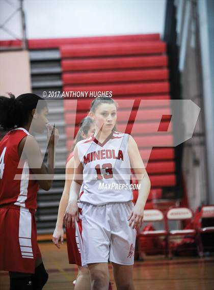 Thumbnail 3 in Mineola vs Valley Stream South photogallery.