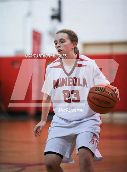 Thumbnail 1 in Mineola vs Valley Stream South photogallery.