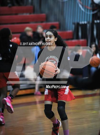 Thumbnail 1 in Mineola vs Valley Stream South photogallery.
