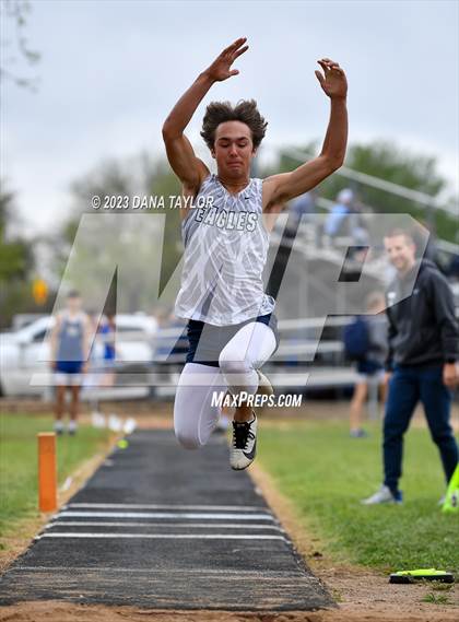 Thumbnail 2 in Santo High School Meet photogallery.