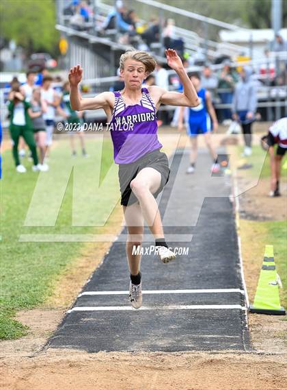 Thumbnail 1 in Santo High School Meet photogallery.