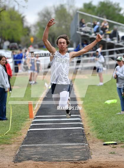 Thumbnail 3 in Santo High School Meet photogallery.