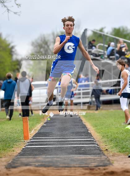 Thumbnail 2 in Santo High School Meet photogallery.