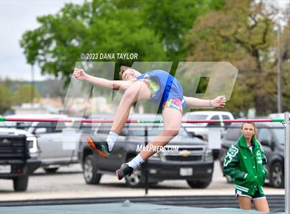 Thumbnail 2 in Santo High School Meet photogallery.