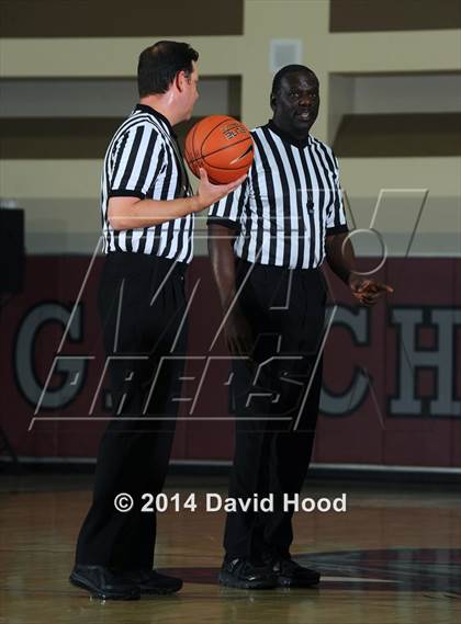 Thumbnail 2 in Lakeside vs. Los Osos (MaxPreps Holiday Classic) photogallery.