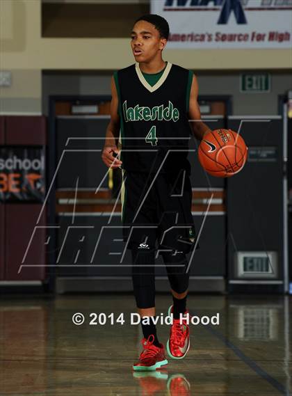 Thumbnail 2 in Lakeside vs. Los Osos (MaxPreps Holiday Classic) photogallery.