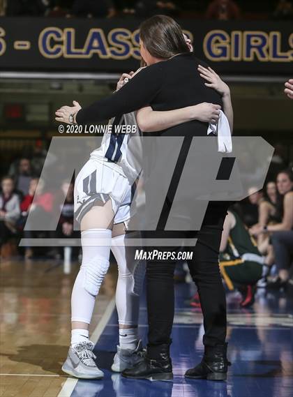 Thumbnail 3 in Hastings vs Putnam Valley (Section 1 Class B Semifinal) photogallery.