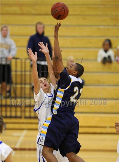 Thumbnail 3 in Center vs. McQueen (Whitney Christmas Classic) photogallery.