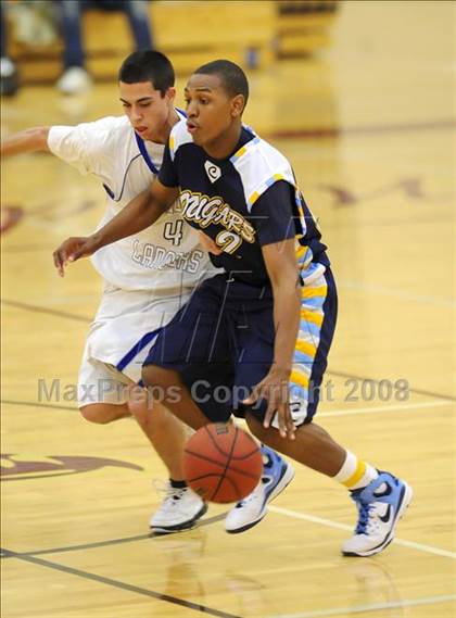 Thumbnail 1 in Center vs. McQueen (Whitney Christmas Classic) photogallery.