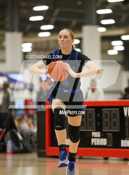 Thumbnail 2 in Mesquite vs. Salesian College Preparatory (Nike Tournament of Champions) photogallery.