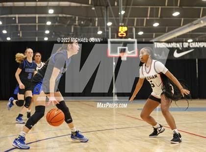 Thumbnail 3 in Mesquite vs. Salesian College Preparatory (Nike Tournament of Champions) photogallery.