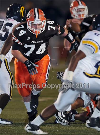 Thumbnail 3 in Buckhorn @ Grissom photogallery.