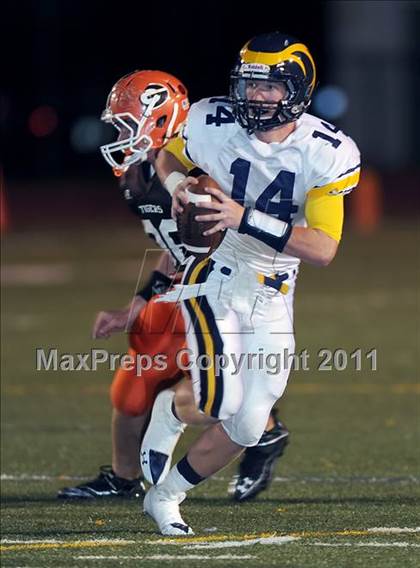 Thumbnail 2 in Buckhorn @ Grissom photogallery.