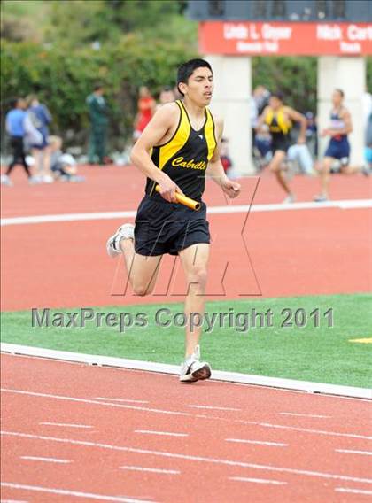 Thumbnail 1 in Santa Barbara Easter Relays (Boys Track Events) photogallery.