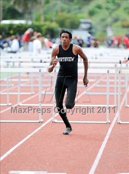 Thumbnail 1 in Santa Barbara Easter Relays (Boys Track Events) photogallery.