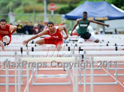 Thumbnail 1 in Santa Barbara Easter Relays (Boys Track Events) photogallery.