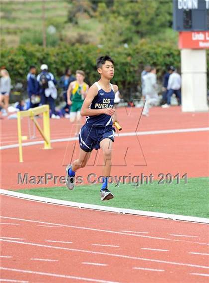Thumbnail 1 in Santa Barbara Easter Relays (Boys Track Events) photogallery.