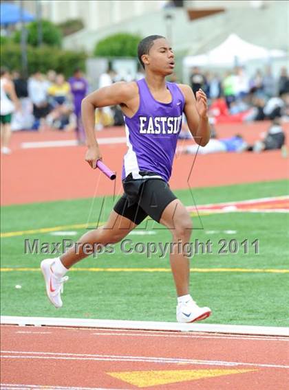 Thumbnail 1 in Santa Barbara Easter Relays (Boys Track Events) photogallery.