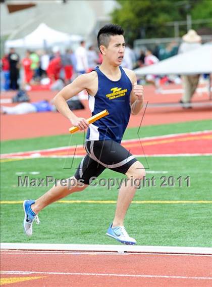 Thumbnail 3 in Santa Barbara Easter Relays (Boys Track Events) photogallery.