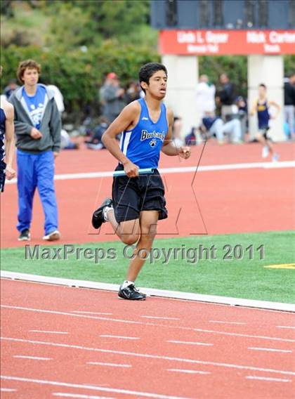 Thumbnail 1 in Santa Barbara Easter Relays (Boys Track Events) photogallery.